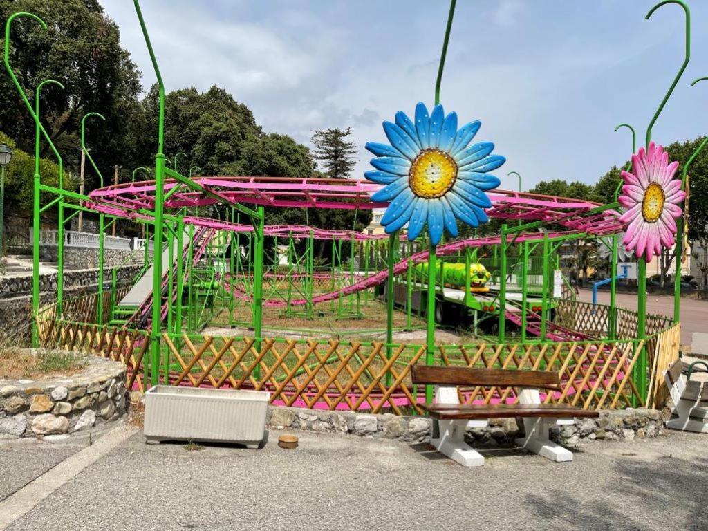 Location Saisonniere Menton 220 M Des Plages Exteriér fotografie